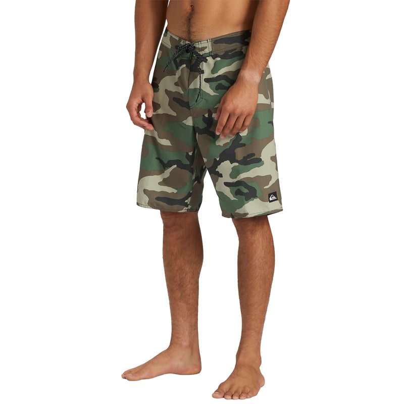 Load image into Gallery viewer, Quiksilver Everyday Solid 20" Boardshorts 4
