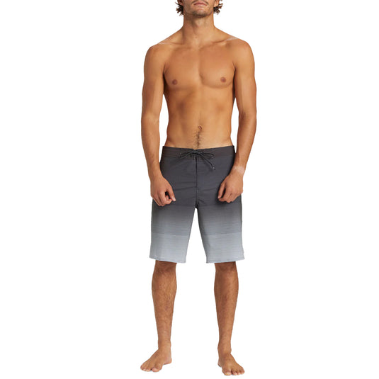 Quiksilver Surfsilk Massive 20" Boardshorts 6