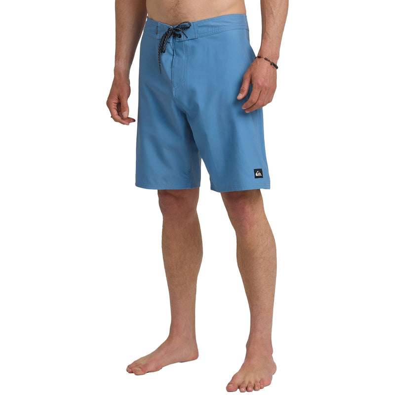 Load image into Gallery viewer, Quiksilver Surfsilk Kaimana 20" Boardshorts 5
