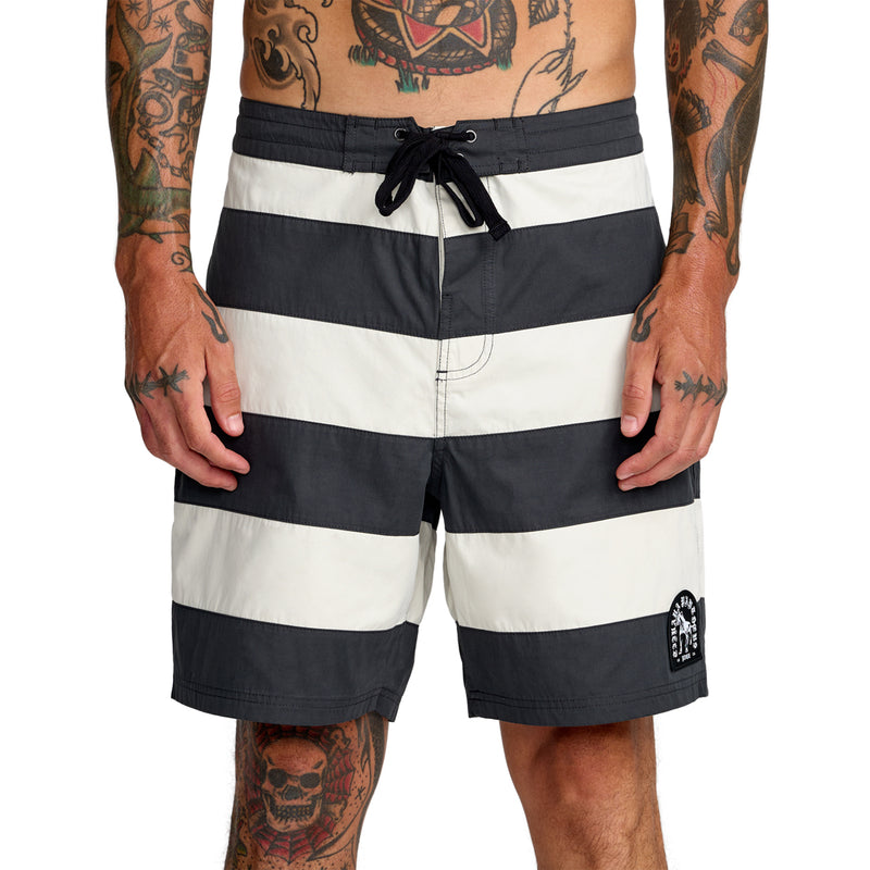 Load image into Gallery viewer, RVCA Da Bull 18" Boardshorts 6
