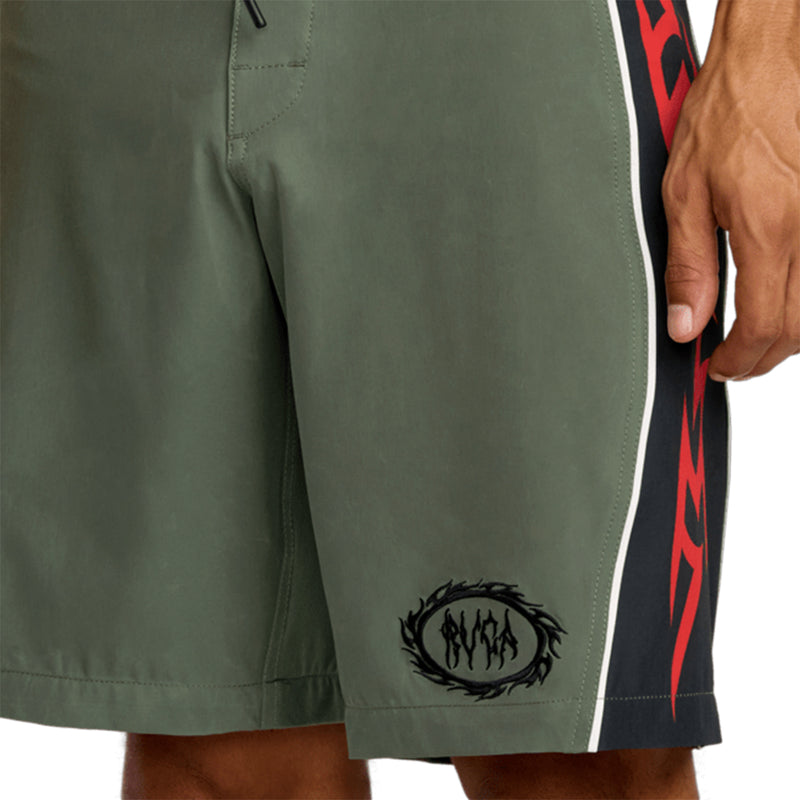 Load image into Gallery viewer, RVCA Retract Trunks 20" Boardshorts 6
