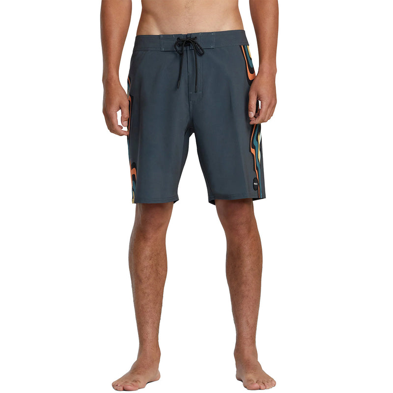 Load image into Gallery viewer, RVCA VA 19" Boardshorts 2
