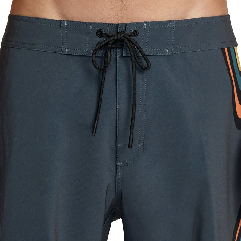 Load image into Gallery viewer, RVCA VA 19" Boardshorts 7
