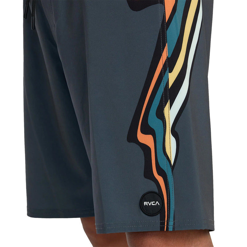 Load image into Gallery viewer, RVCA VA 19" Boardshorts 8
