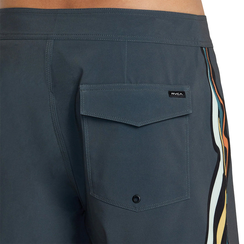 Load image into Gallery viewer, RVCA VA 19" Boardshorts 9
