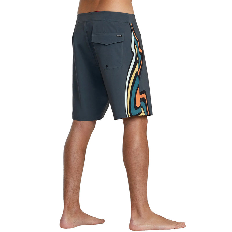 Load image into Gallery viewer, RVCA VA 19" Boardshorts 4
