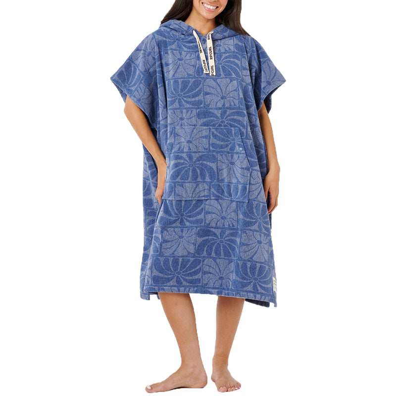 Load image into Gallery viewer, Rip Curl Women's Premium Surf Hooded Towel Changing Poncho 4
