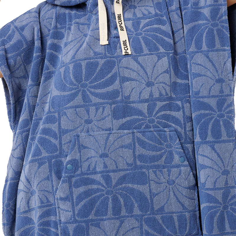 Load image into Gallery viewer, Rip Curl Women's Premium Surf Hooded Towel Changing Poncho 6
