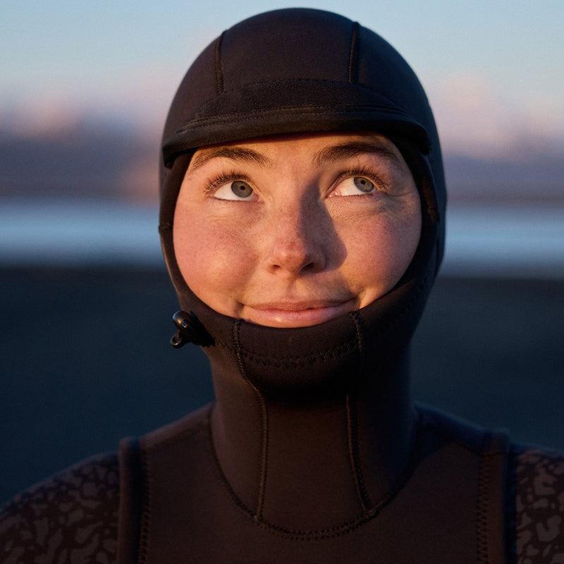 Load image into Gallery viewer, Roxy Women's Swell Natural 5/4 Hooded Chest-Zip Wetsuit 5

