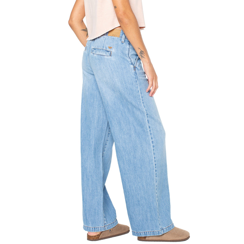 Load image into Gallery viewer, Roxy Women's Kalani 2 Denim Pants 8
