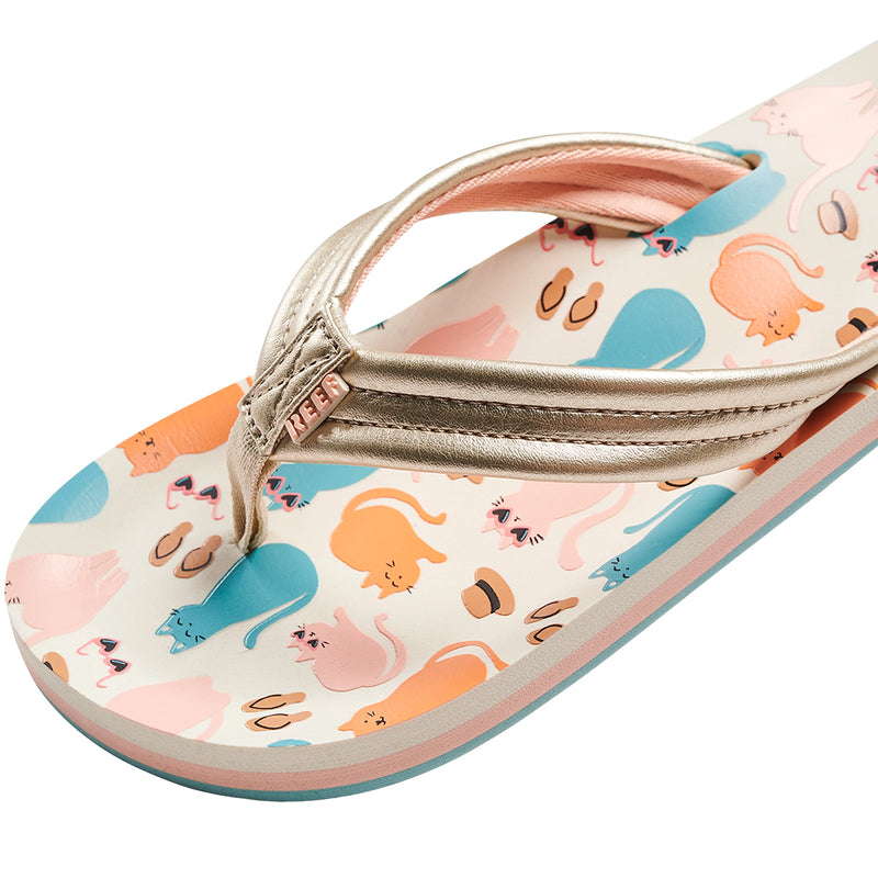 Load image into Gallery viewer, REEF Youth Kids Ahi Sandals • 2024 9
