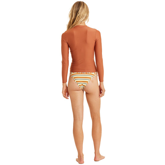 Sisstr Women's Seeker Solid Rash Guard 4