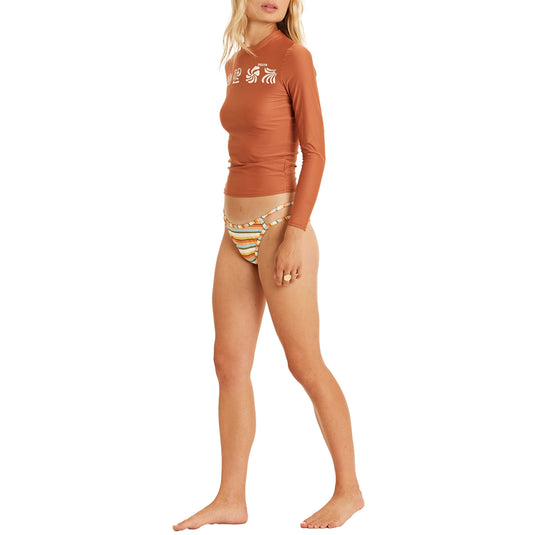 Sisstr Women's Seeker Solid Rash Guard 3