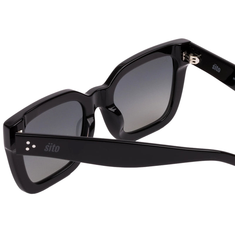 Load image into Gallery viewer, Sito Women's Harlow Polarized Sunglasses - Black/Gray 5
