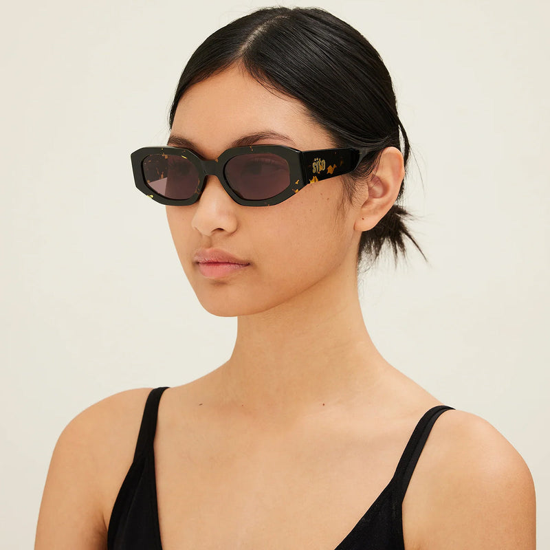 Load image into Gallery viewer, Sito Juicy Polarized Sunglasses - Limeade Tortoise/Iron Gray 4
