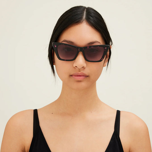 Sito Women's Wonderland Sunglasses - Paradise Tortoise/Shadow Gradient 3