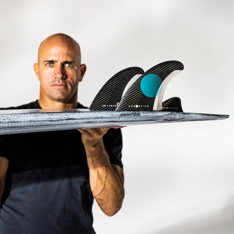 Load image into Gallery viewer, Slater Designs Great White Twin I-Bolic Volcanic 5'10 × 19 15/16 × 2 ⅝ Surfboard 8

