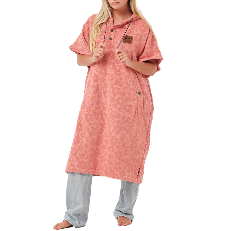 Load image into Gallery viewer, Slowtide Ginny Hooded Changing Poncho - Guava 1
