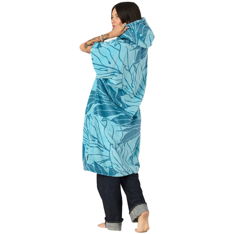 Load image into Gallery viewer, Slowtide Ulu Hooded Changing Poncho 2
