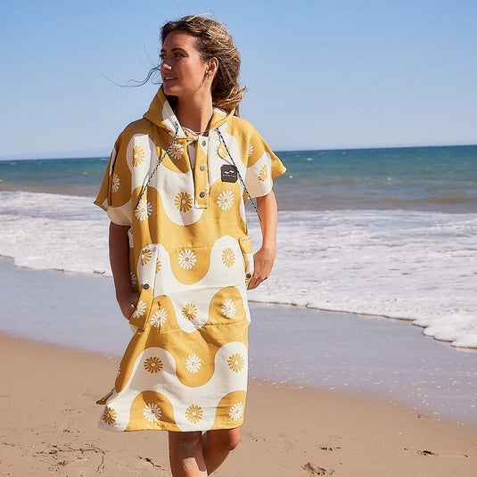 Slowtide Botanical Waves Performance Quick-Dry Hooded Changing Poncho 6