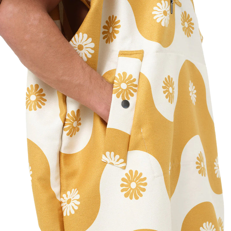 Load image into Gallery viewer, Slowtide Botanical Waves Performance Quick-Dry Hooded Changing Poncho 4
