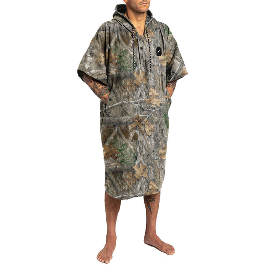 Slowtide Realtree Quick-Dry Hooded Changing Poncho 1