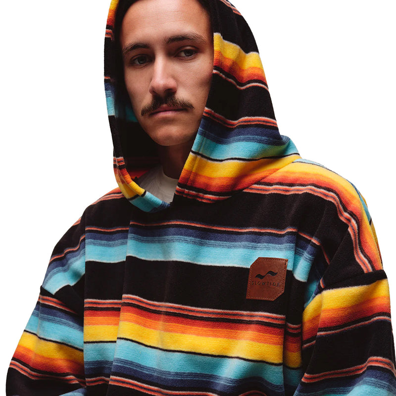 Load image into Gallery viewer, Slowtide El Cap Chilling Fleece Hooded Changing Poncho 7
