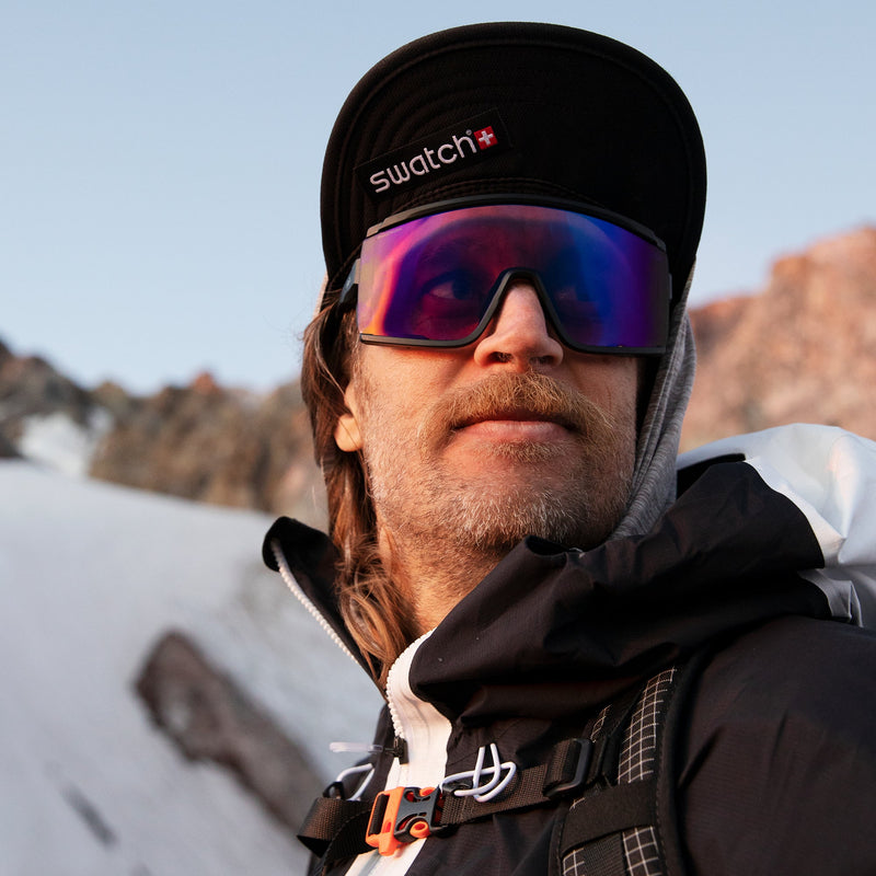 Load image into Gallery viewer, SMITH Pursuit Sunglasses - Matte Black/ChromaPop Glacier Photochromic Copper Blue Mirror 11
