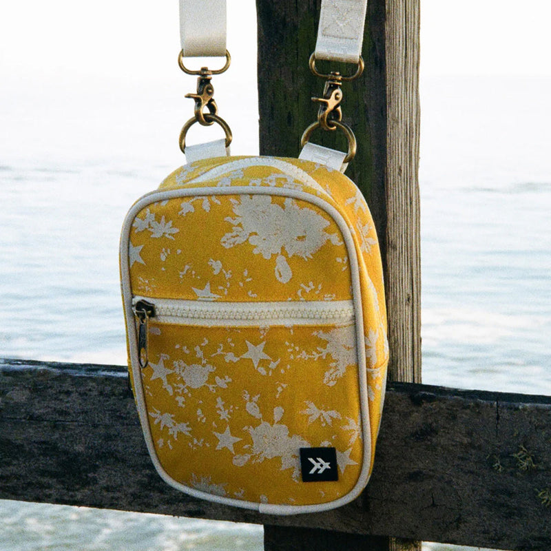 Load image into Gallery viewer, Thread Wallets Crossbody Bag 8

