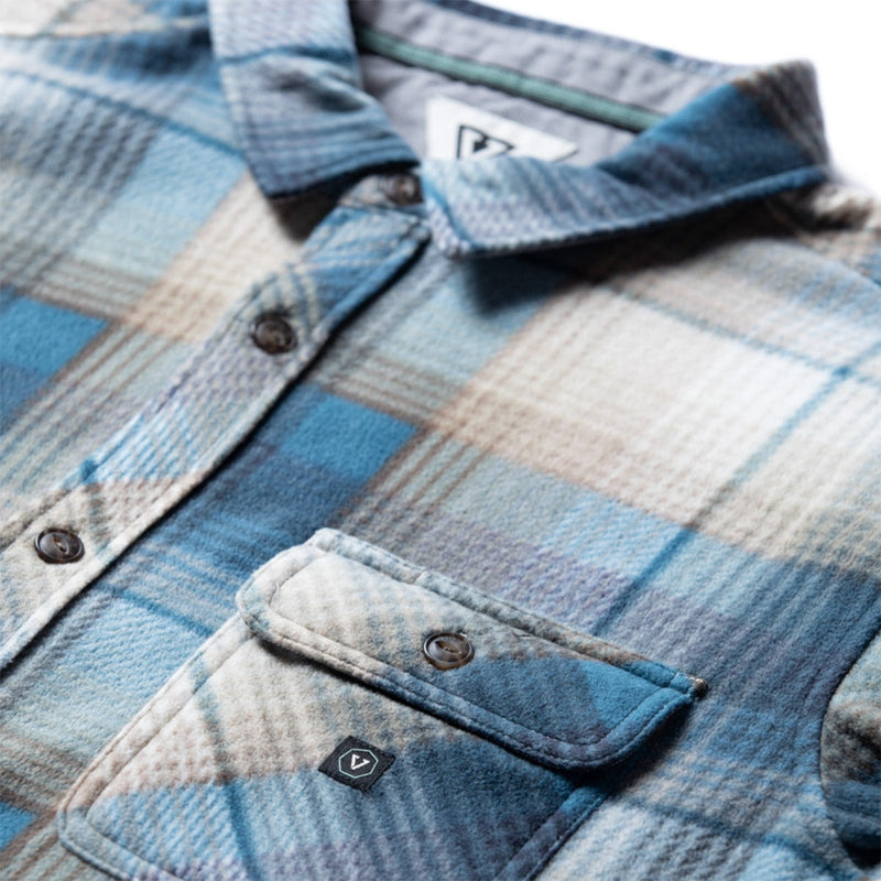 Load image into Gallery viewer, Vissla Eco-Zy Polar Long Sleeve Button-Up Flannel Shirt • 2024 10

