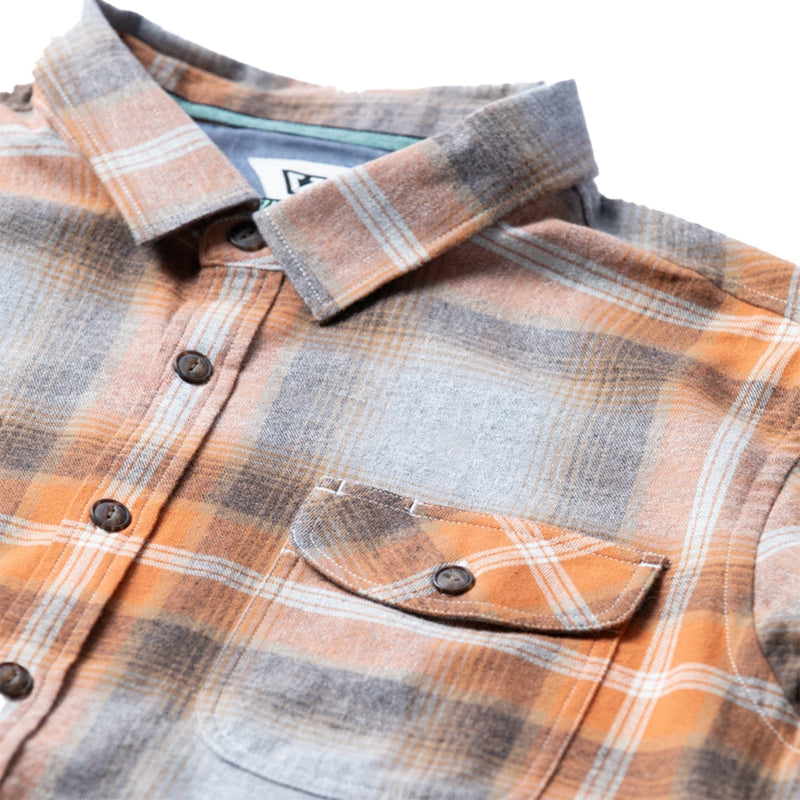 Load image into Gallery viewer, Vissla Central Coast Eco Long Sleeve Button-Up Flannel Shirt • 2024 6
