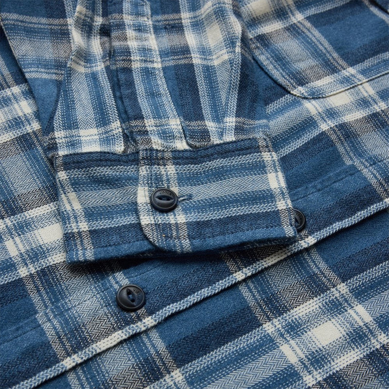 Load image into Gallery viewer, Vissla Coast Lightweight Long Sleeve Button-Up Eco Flannel Shirt 4
