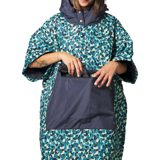 Voited Outdoor 2nd Edition Hooded Changing Poncho 12