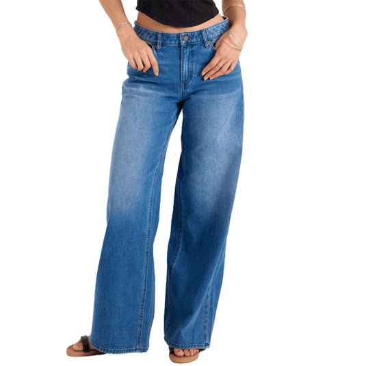 Volcom Women's Stoned Boyfriend Low Rise Jeans 1