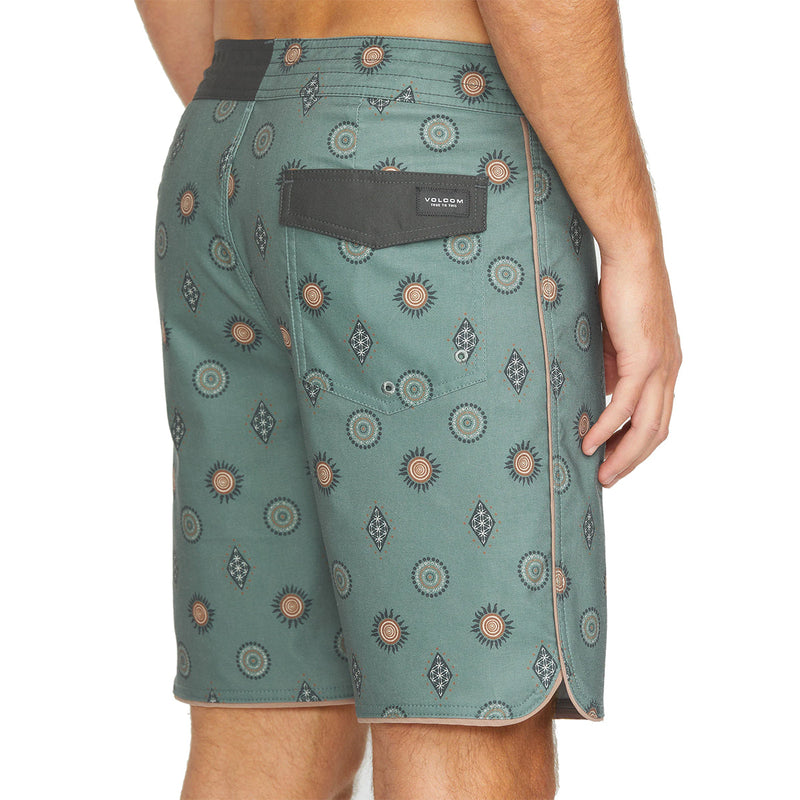 Load image into Gallery viewer, Volcom Mister Fib Scallop Stoney Trunks 19" Boardshorts 8
