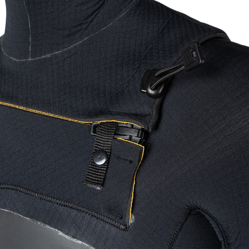 Load image into Gallery viewer, Xcel Women's Drylock 6/5 Hooded Chest-Zip Wetsuit 7

