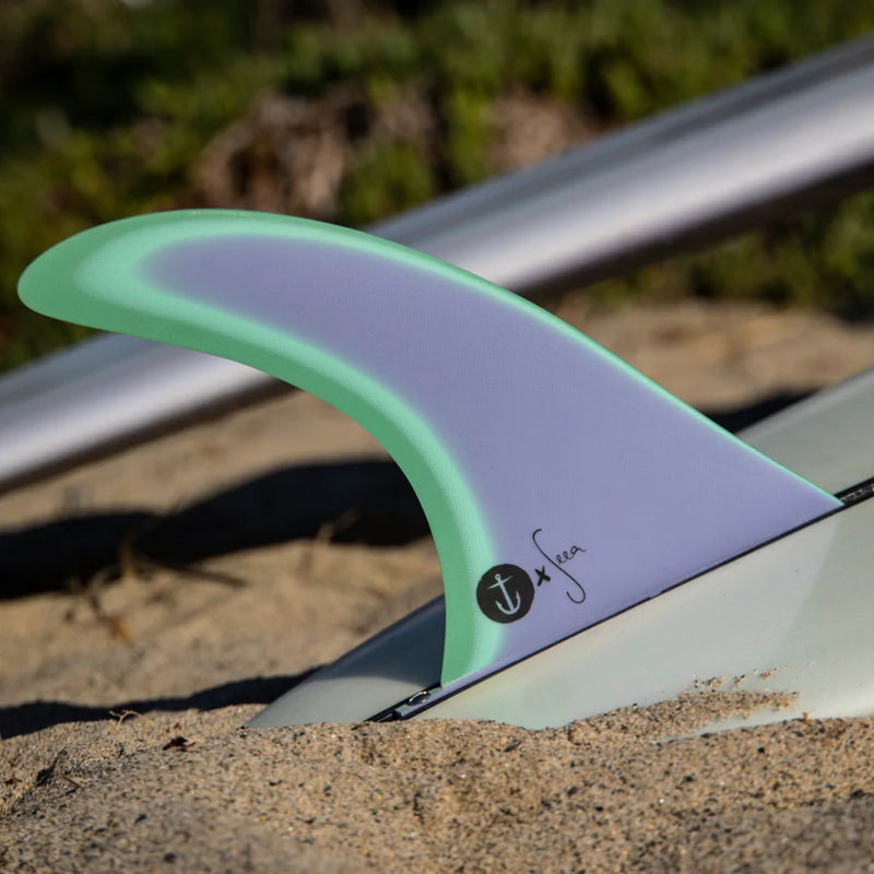 Load image into Gallery viewer, Captain Fin Co. The Seea Raked Single Fin 3
