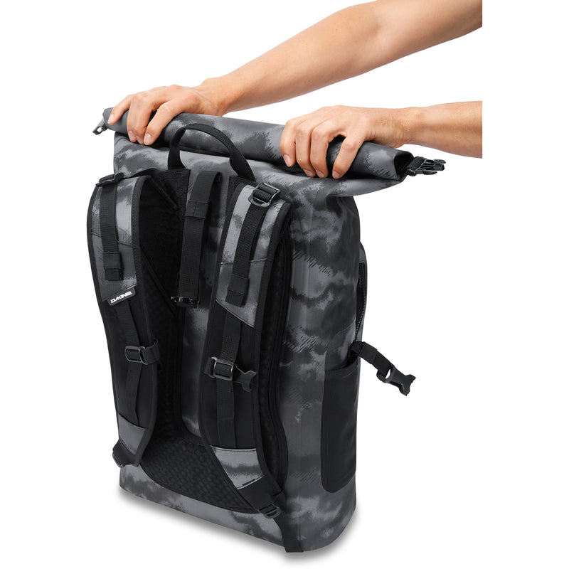 Load image into Gallery viewer, Dakine Cyclone II Dry Surf Pack Backpack - 36L 13
