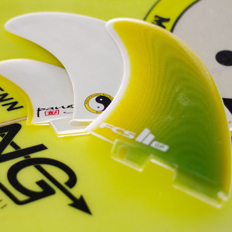 Load image into Gallery viewer, FCS II T&amp;C × Glenn Pang Twin + 1 Fin Set 3
