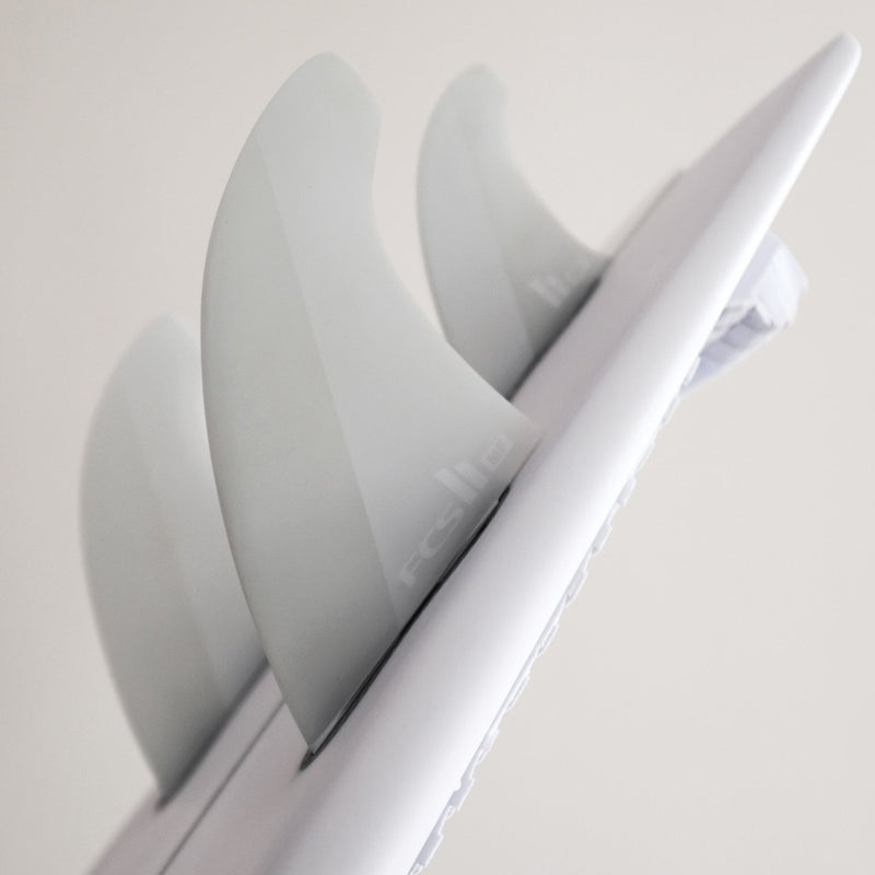 Load image into Gallery viewer, FCS II Mick Fanning PC + Aircore Twin + 1 Fin Set 5
