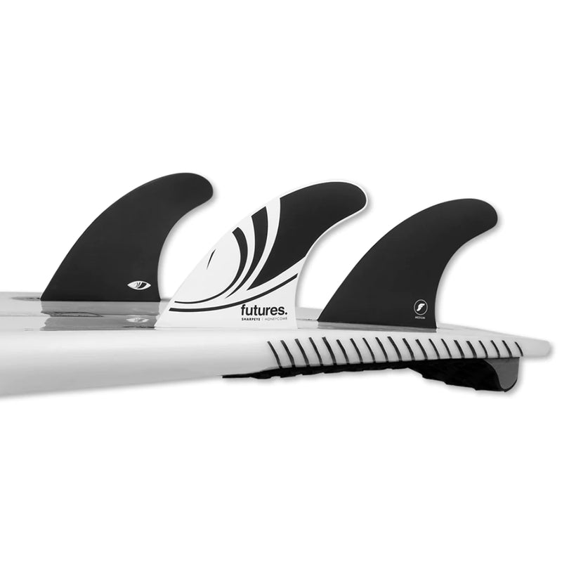 Load image into Gallery viewer, Futures Sharp Eye Honeycomb Tri-Fin Set 2
