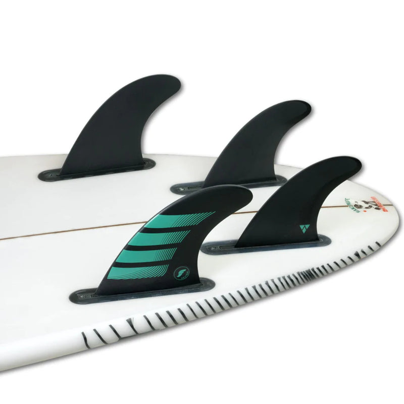 Load image into Gallery viewer, Futures F6 Alpha Tri-Quad Fin Set 3
