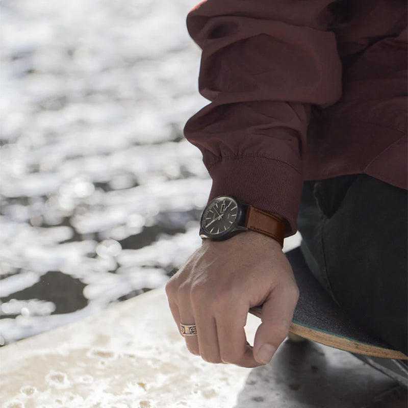 Load image into Gallery viewer, Nixon Sentry Solar Leather Watch 7
