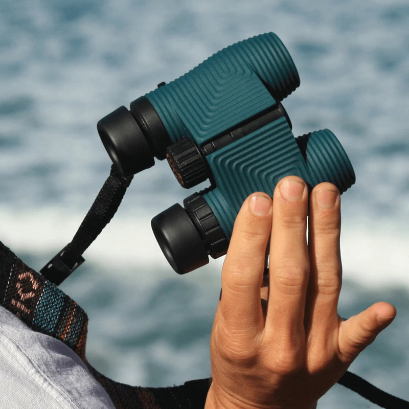 Load image into Gallery viewer, Nocs Provisions Standard Issue 10×25 Waterproof Binoculars
