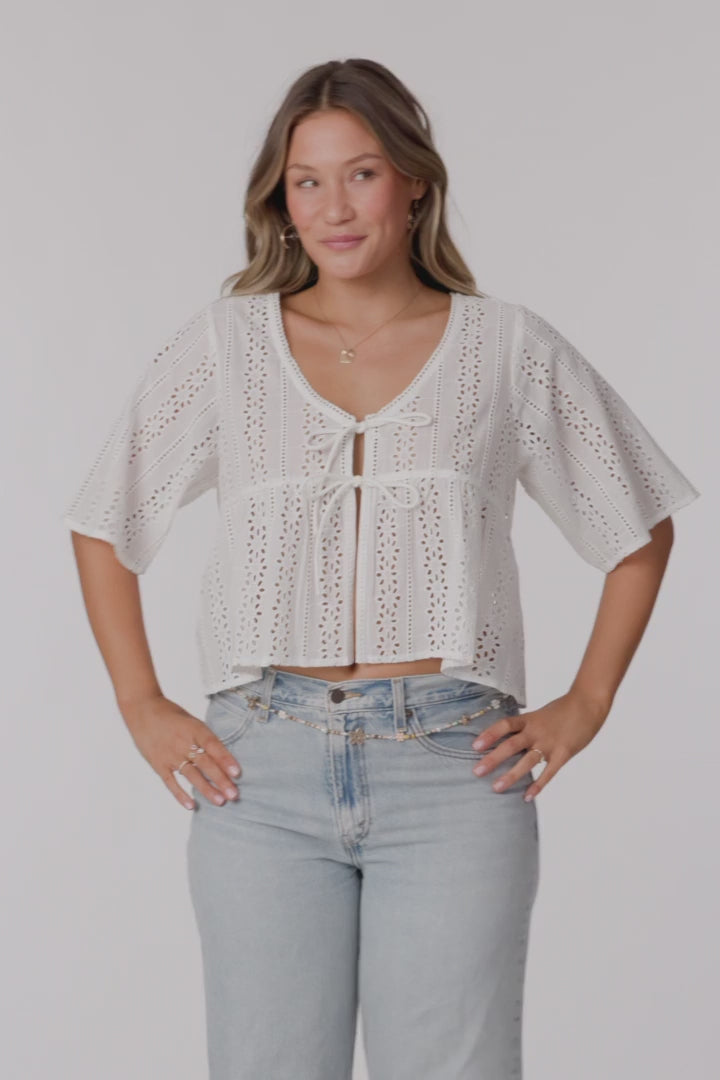 Load and play video in Gallery viewer, O'Neill Women's Loni Eyelet Top 9
