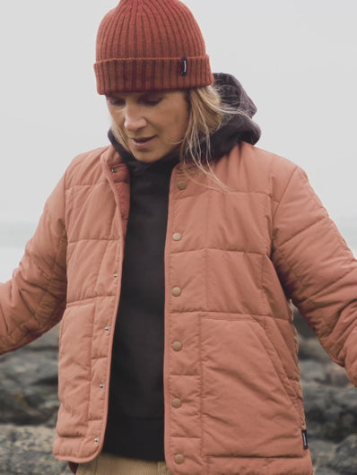 Finisterre Women's Lapwing Insulated Snap-Button Jacket 15