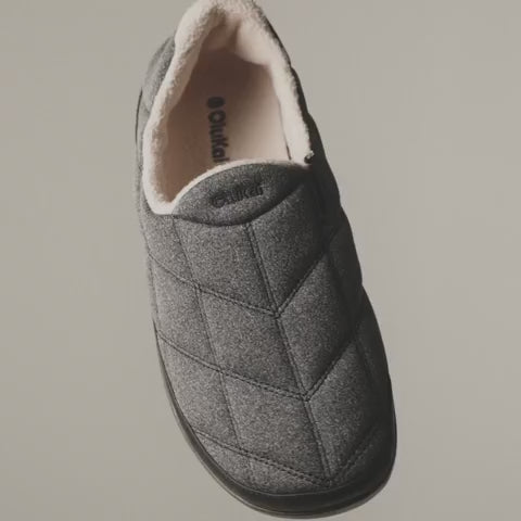 Load and play video in Gallery viewer, OluKai Pūkuʻi Slippers 11
