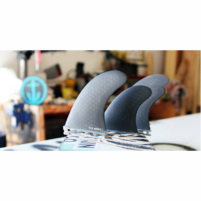 Load image into Gallery viewer, Captain Fin Co. Tyler Warren Single Tab Quad Fin Set 3
