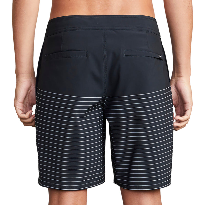Load image into Gallery viewer, RVCA Curren 18" Boardshorts 10
