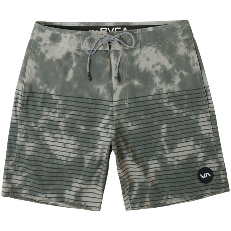Load image into Gallery viewer, RVCA Curren 18" Boardshorts 11
